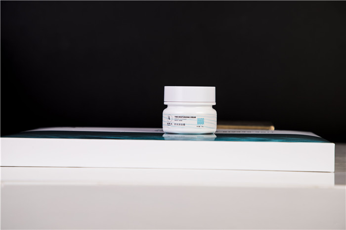 時(shí)光潤(rùn)活霜.jpg 時(shí)光潤(rùn)活霜.jpg