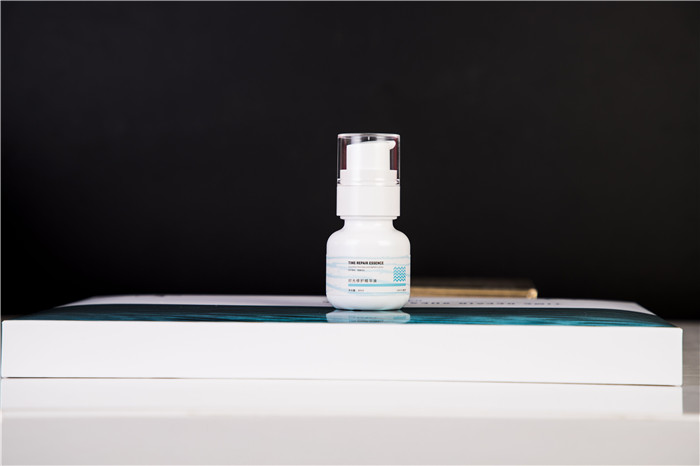 時(shí)光修護(hù)精華液 (2).jpg 時(shí)光修護(hù)精華液 (2).jpg